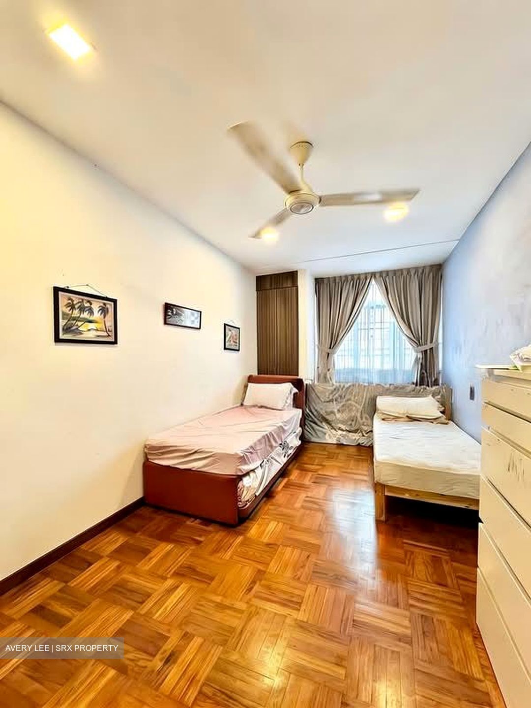Holland Grove View (D10), Terrace #570196371